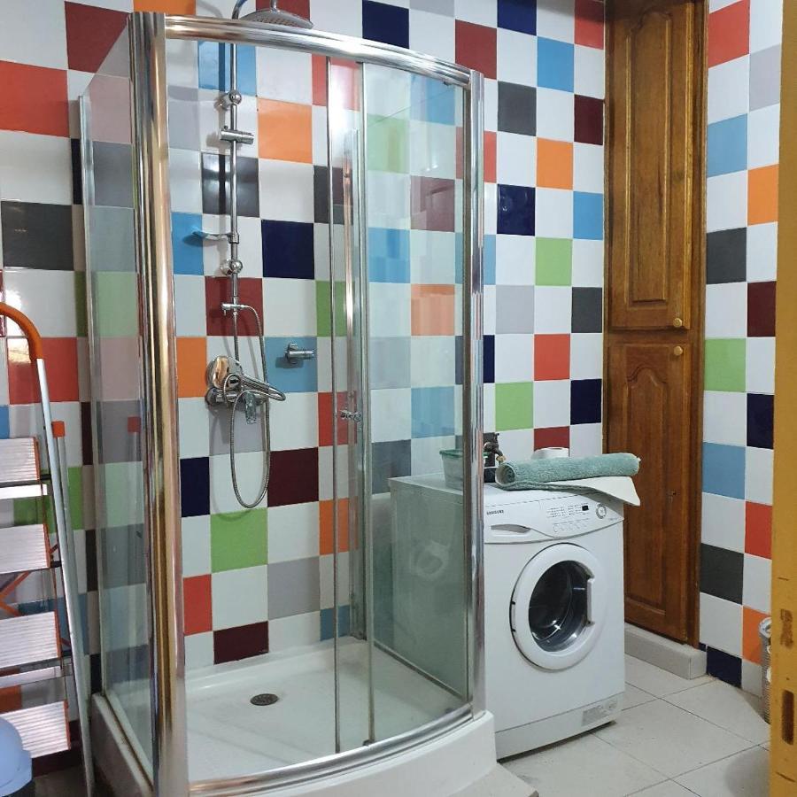 Superbe Appartement Avec Piscine, Proche Centre Ville, Restaurant, Mer Saly エクステリア 写真
